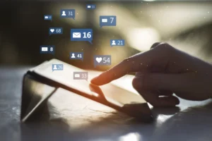 How Social Media Ads Work